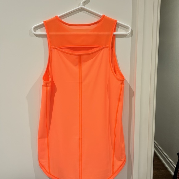 Lululemon orange sculp tank!!! size 6!!! - Picture 2 of 4